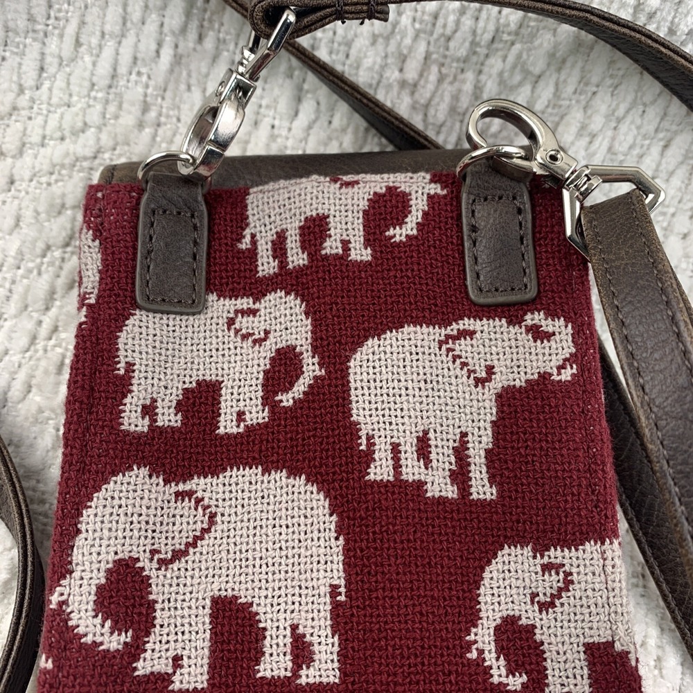 ThirtyOne Elephant Call Me Crossbody Cell Phone Credit‎ Card Wallet Purse Safari - Picture 7 of 16
